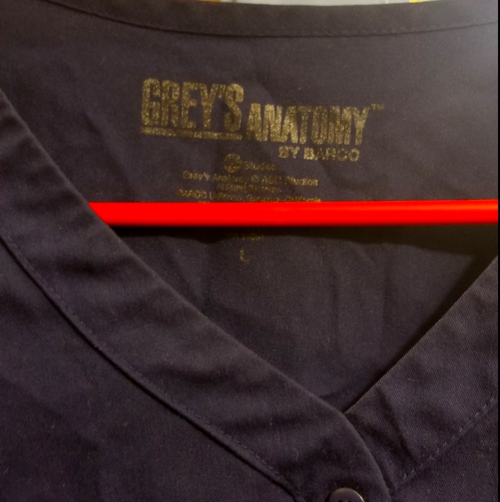 Large greys anatomy scrubs